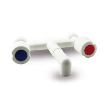 Griferia Mezcladora Pared Pico Recto Fijo PVC